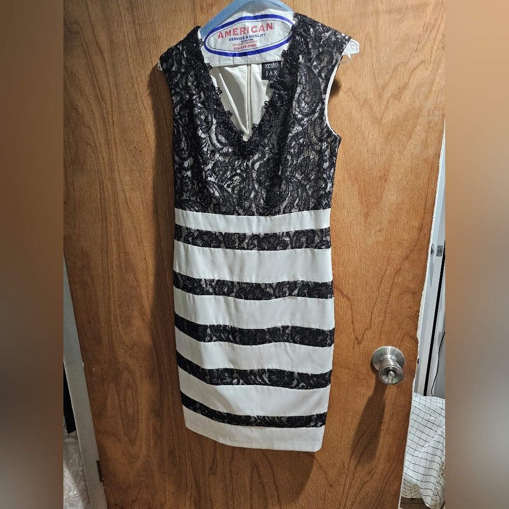 Women's black and white dress